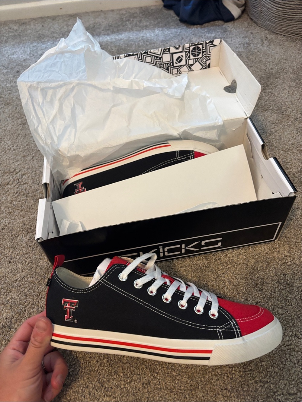 Texas Tech Red & Black Low-Top Sneakers - men’s 10, women’s 12